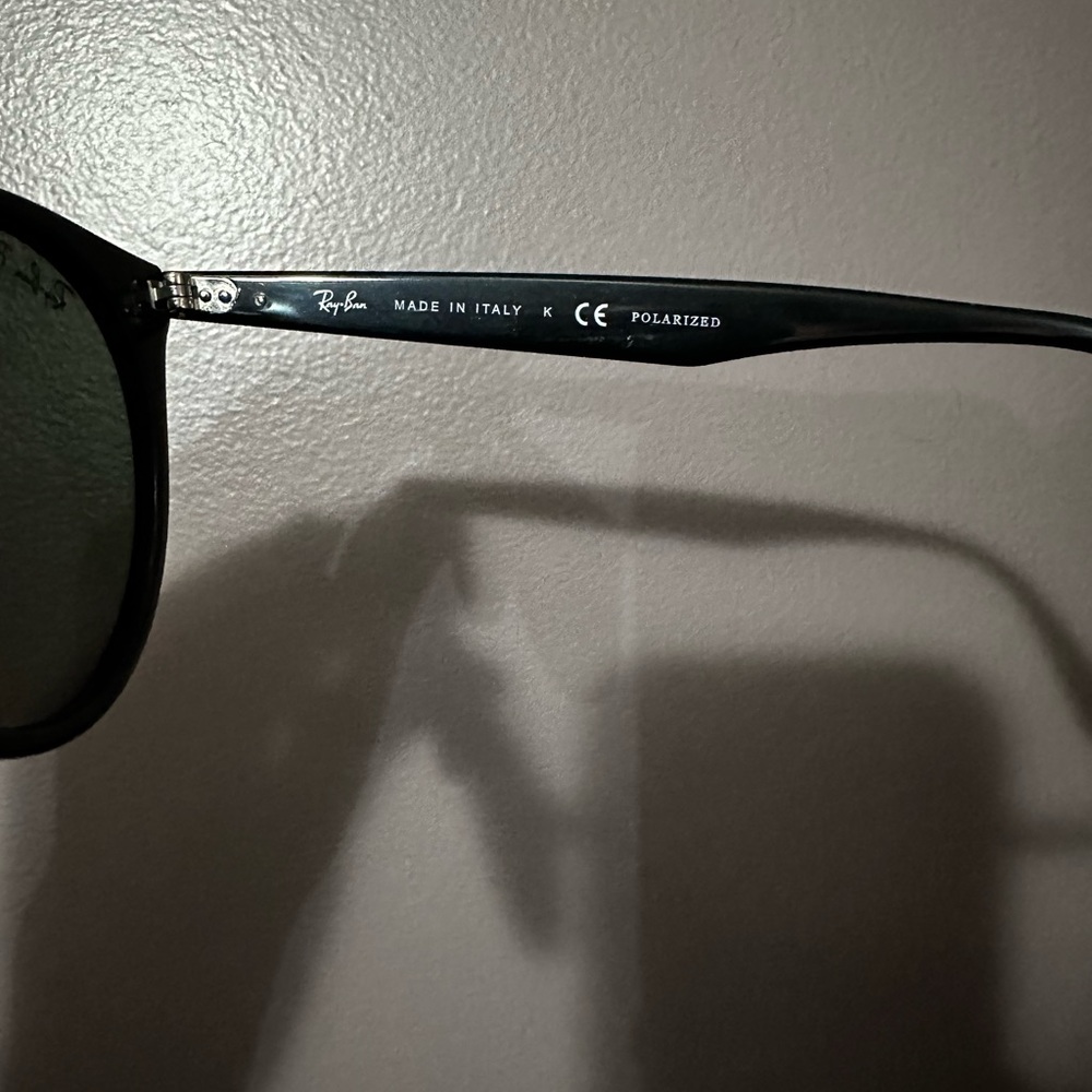 Ray-Ban Black Round Double Bridge Sunglasses - Picture 3 of 8